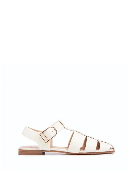 Lynn Flat Sandal in Cream Leather