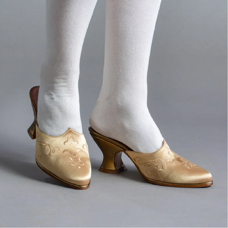 Gilded Charlotte Women's 18th Century Mules (Gold)