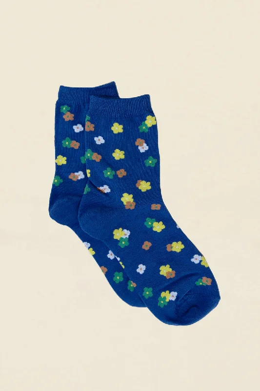 Womens Little Flower Garden Socks